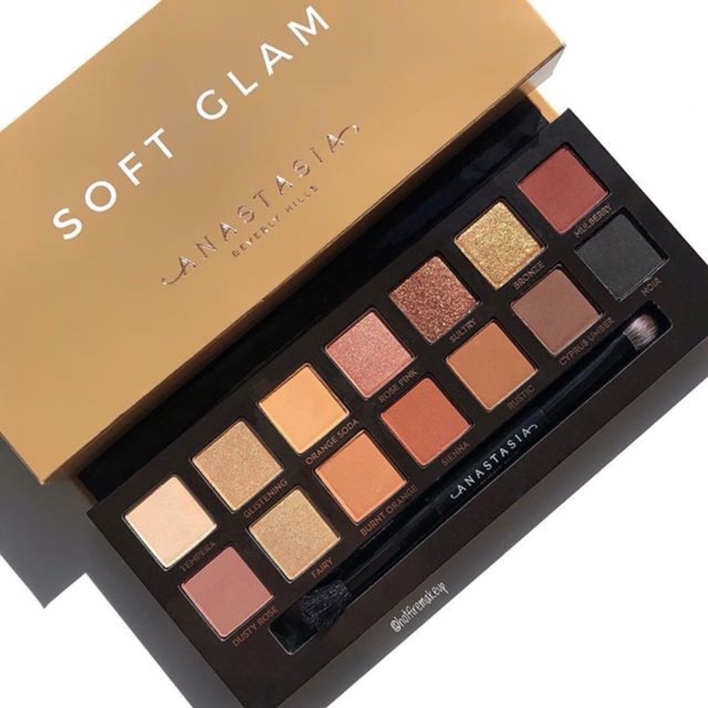 ANASTASIA BEVERLY HILLS Soft Glam Palette